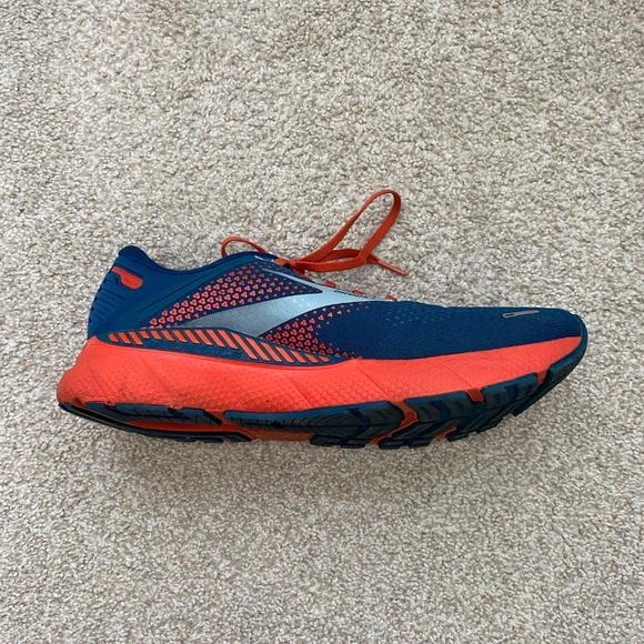 Men's Brooks Adrenaline GTS 22 - Size 11 - Picture 5 of 8